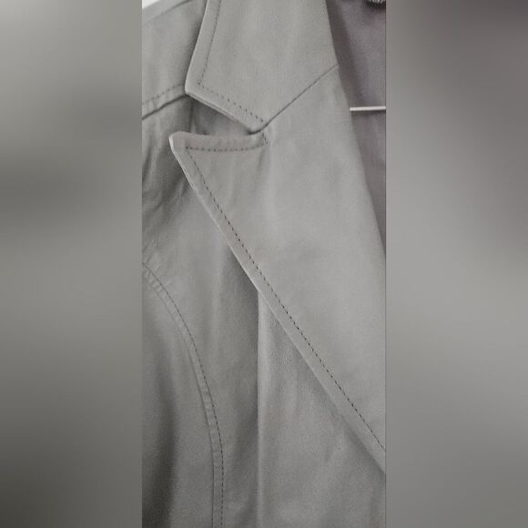 Metro Style Genuine Leather Women's Grey Jacket EUC 20/US Large - Picture 8 of 10